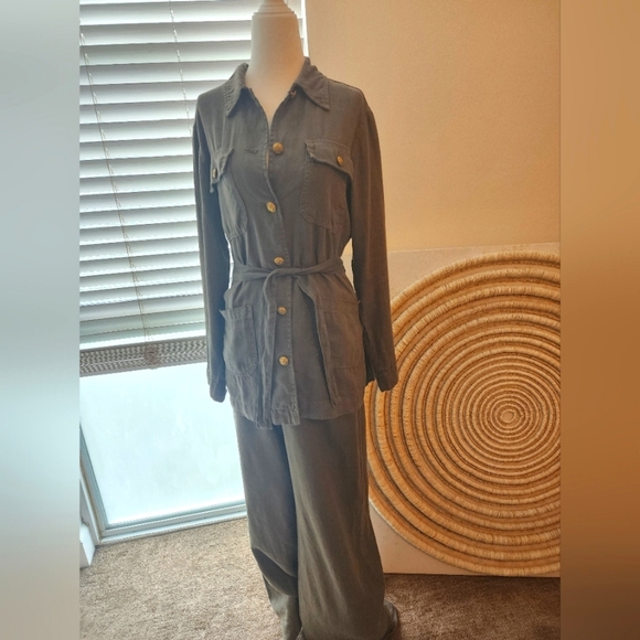 L'AGENCE JAMILA LINEN JACKET sz.Xsm - Picture 2 of 6